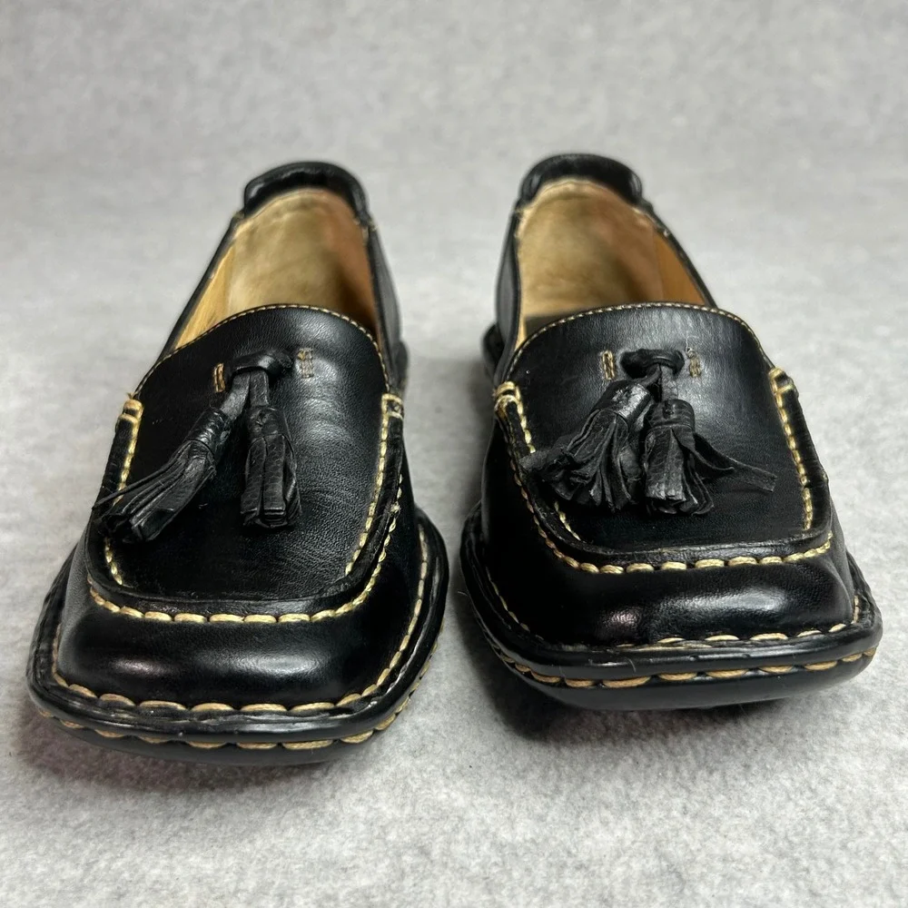 Born Black Leather Loafers Tassel Accent Stitching Comfort Slip On Shoes Women 7